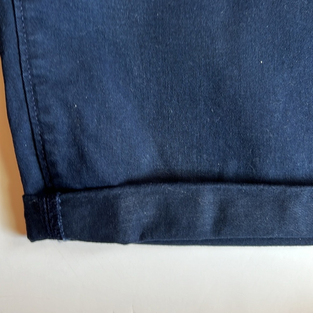 Loft Outlet navy blue burmuda roll shorts, size 4 - Picture 4 of 5
